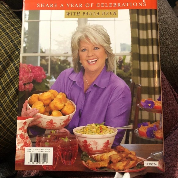 Paula Deen Celebrates Cookbook Best Dishes - Picture 2 of 8